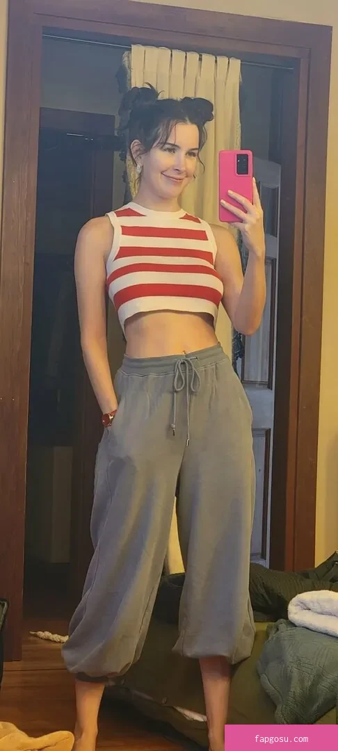 Aella_Girl