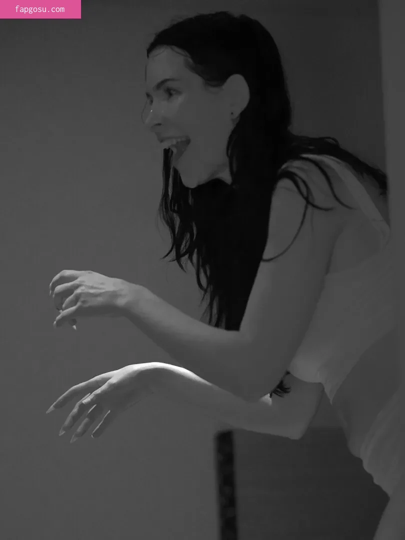 Aella_Girl