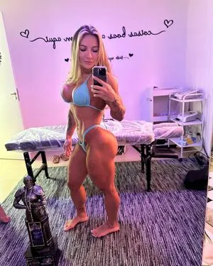 Andreia Gadelha content