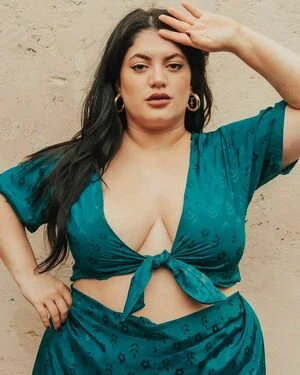 Ailin Heredia content