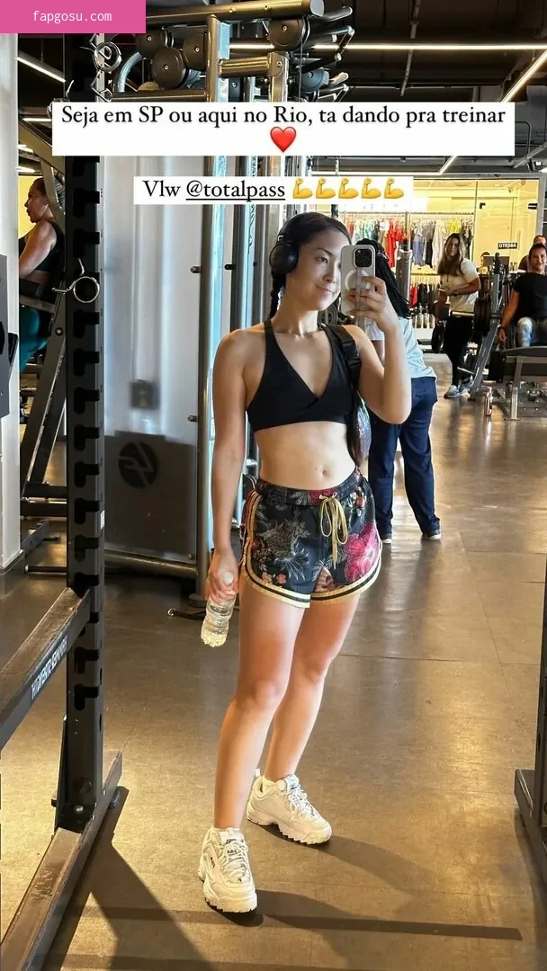 Ana Hikari