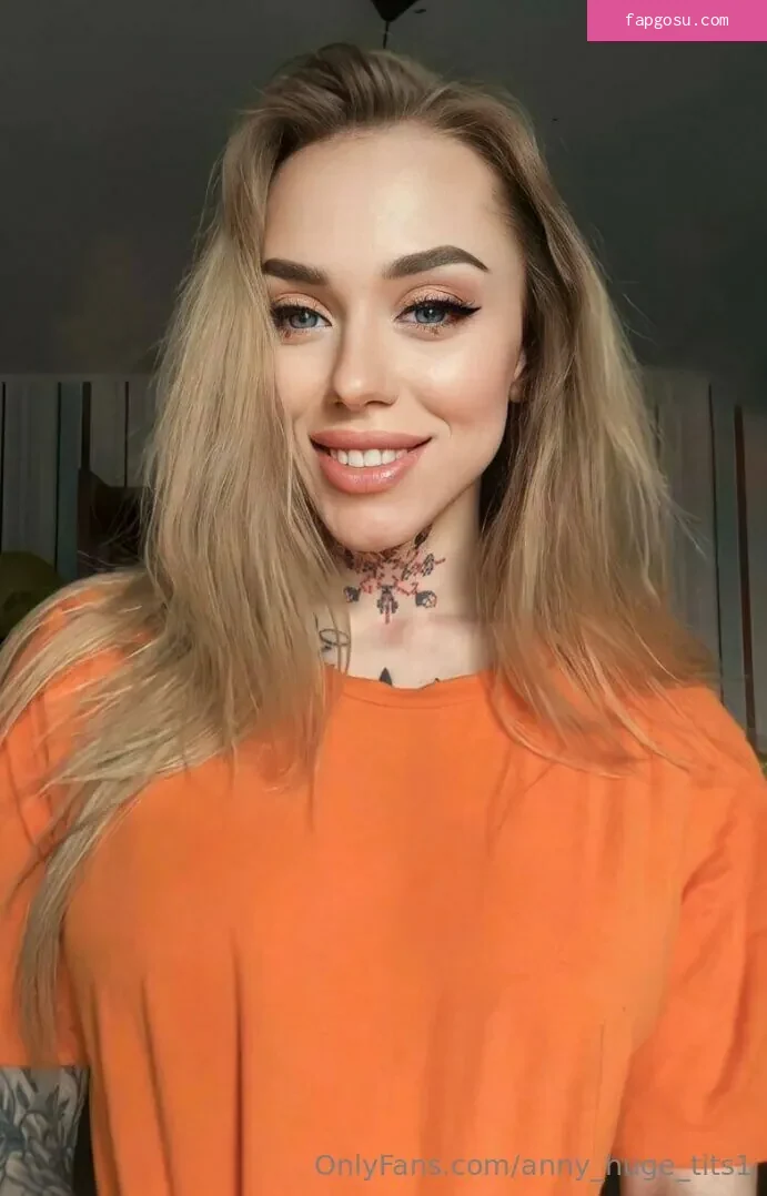 anny_huge_tits1