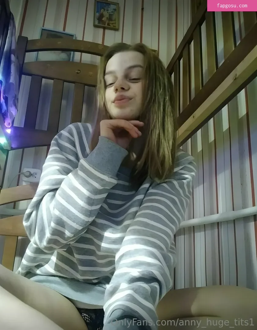 anny_huge_tits1