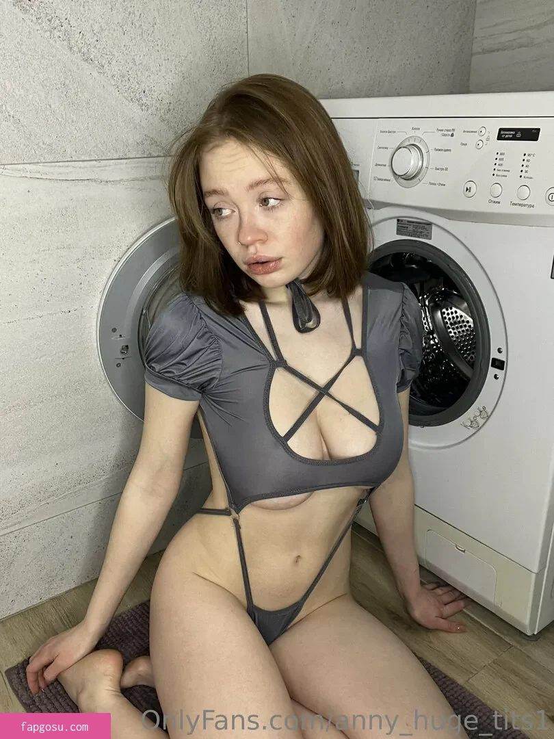 anny_huge_tits1