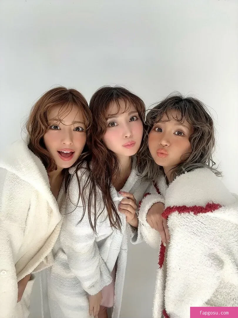 Aya Hazuki 葉月あや