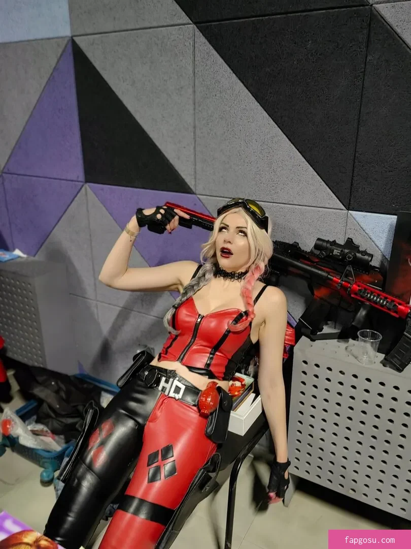 Anya Ichios