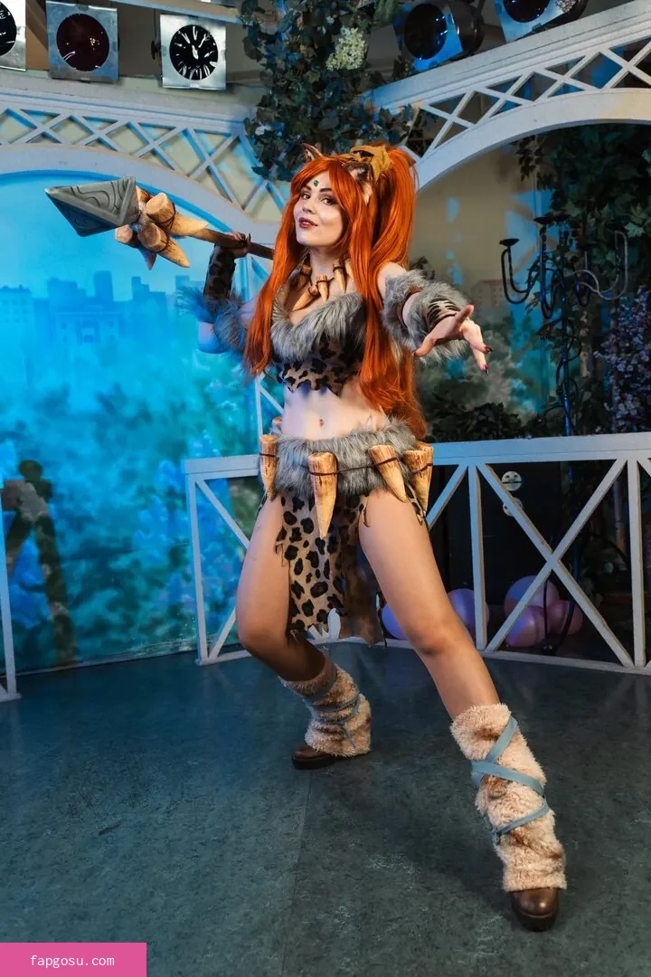 Anya Ichios