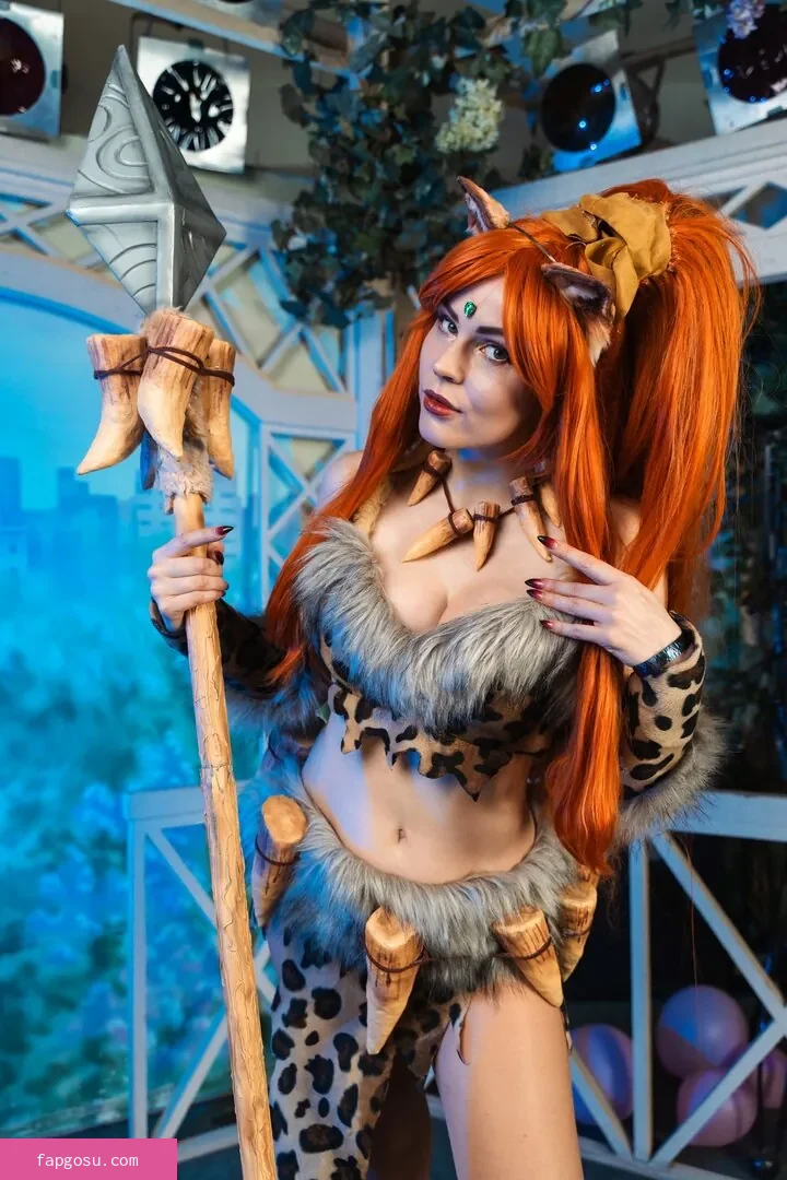 Anya Ichios