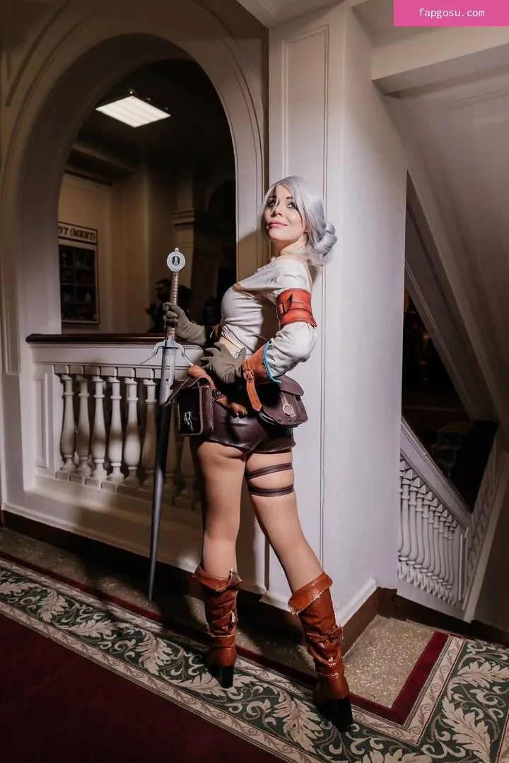 Anya Ichios