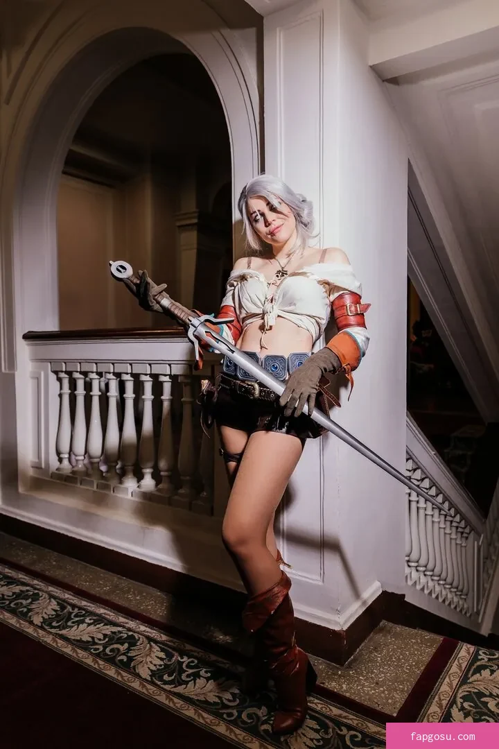 Anya Ichios