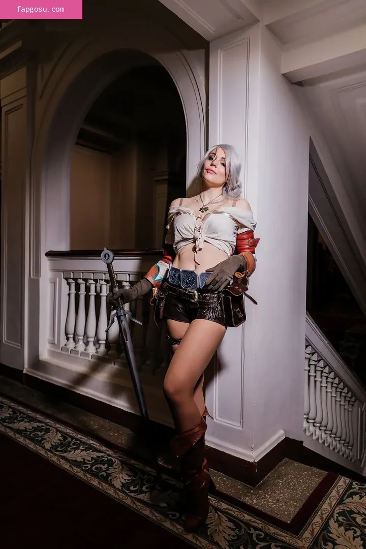Anya Ichios