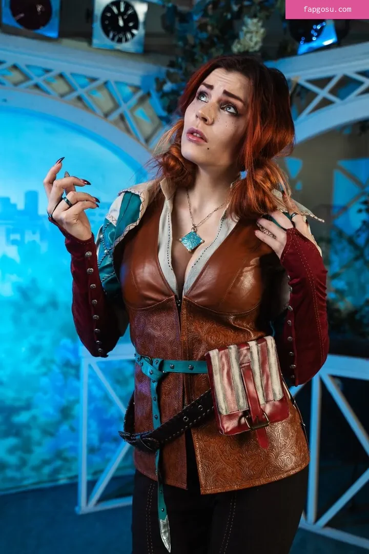 Anya Ichios