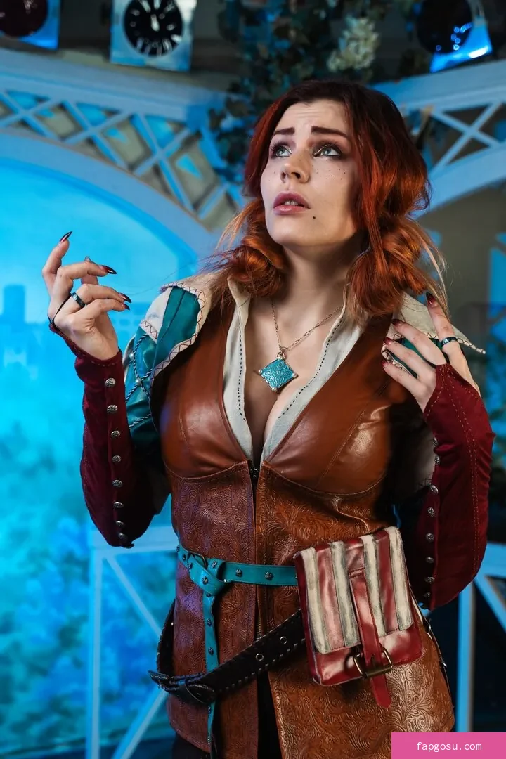 Anya Ichios