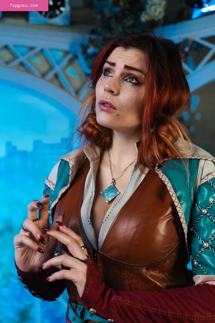 Anya Ichios