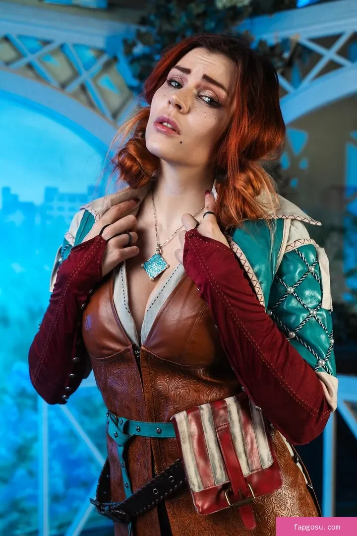 Anya Ichios
