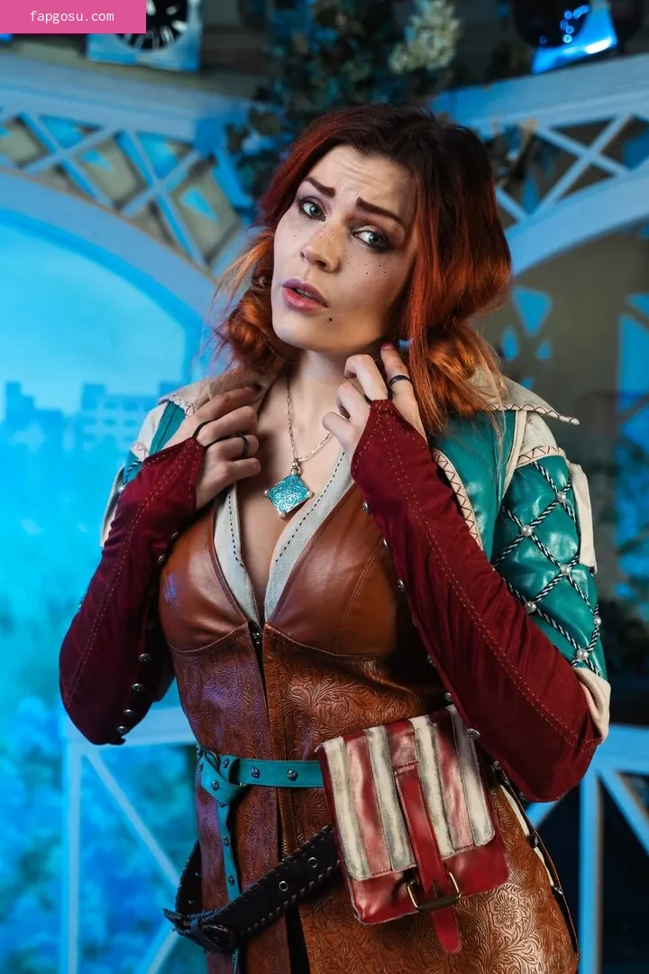 Anya Ichios