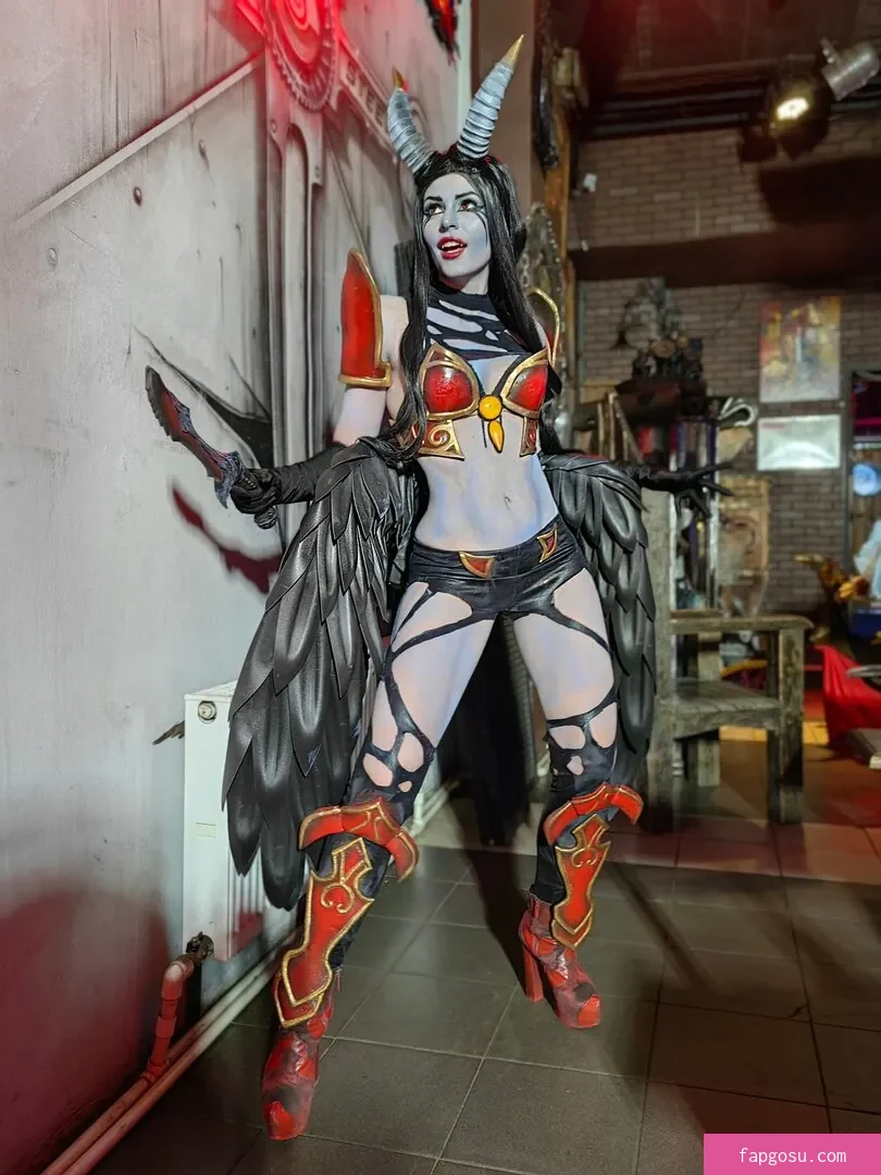 Anya Ichios