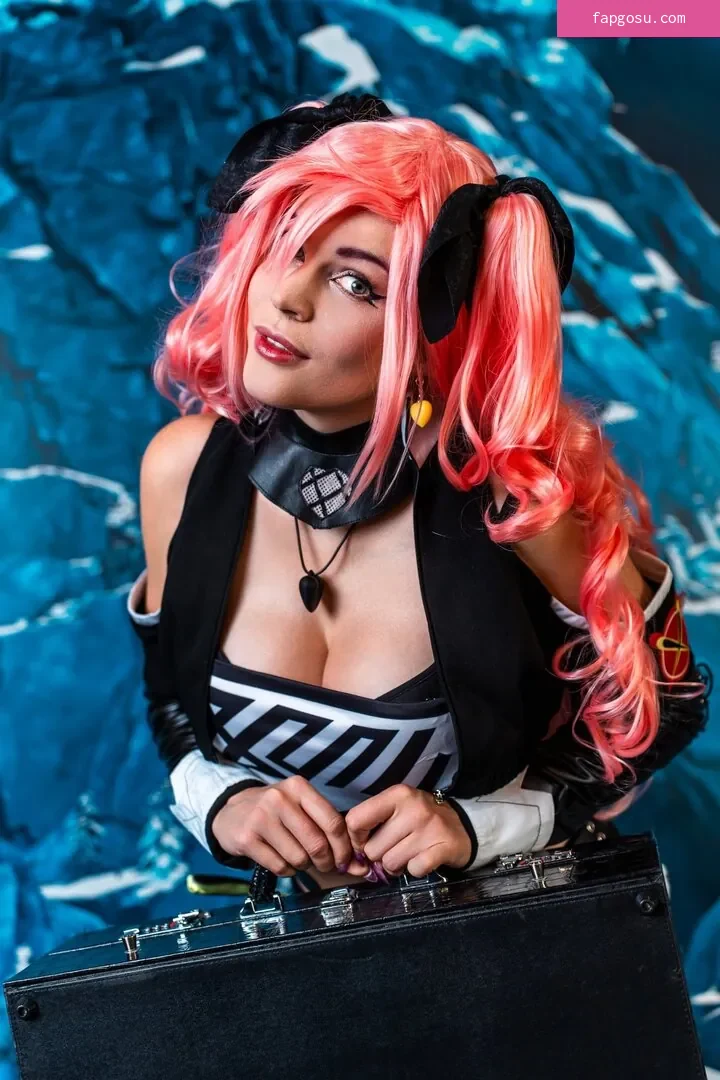Anya Ichios