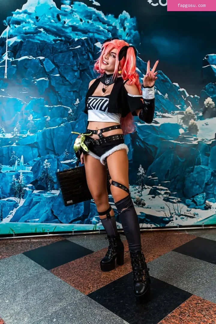 Anya Ichios