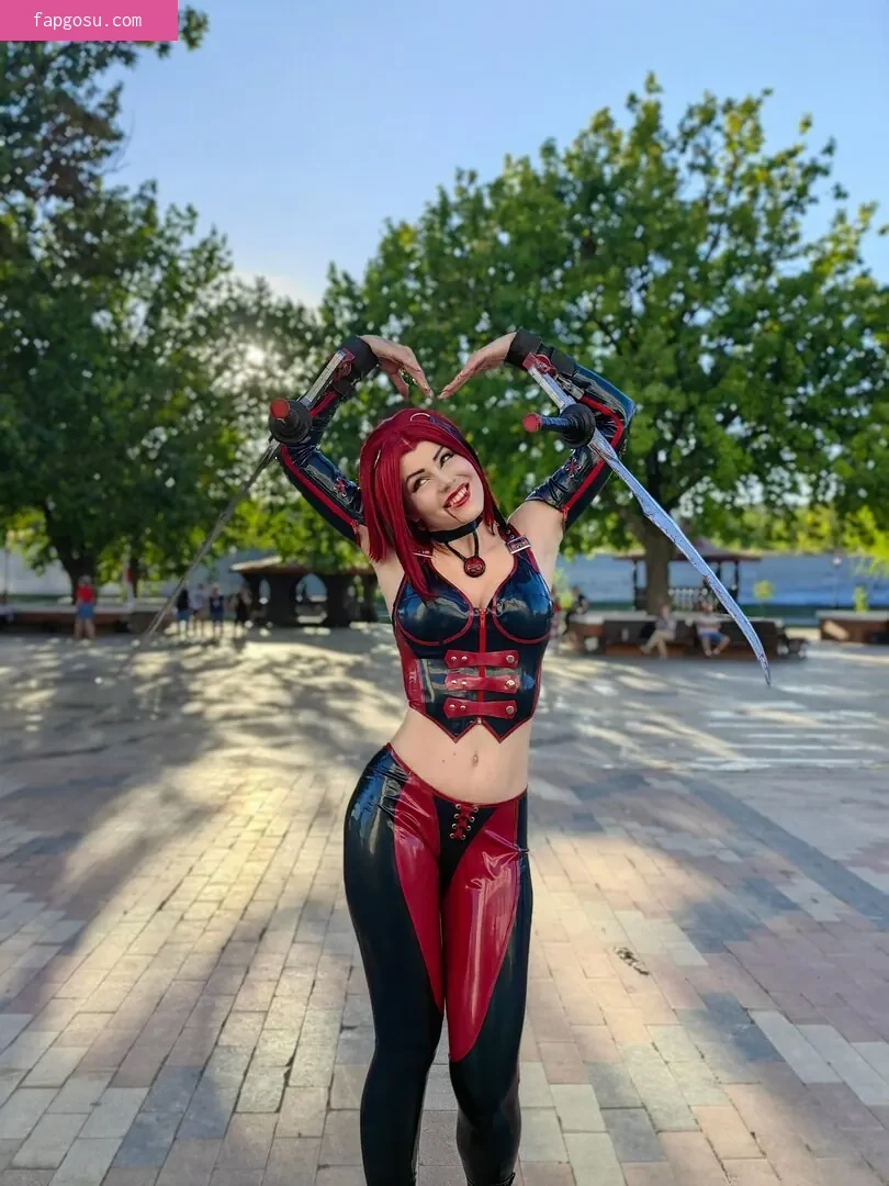 Anya Ichios
