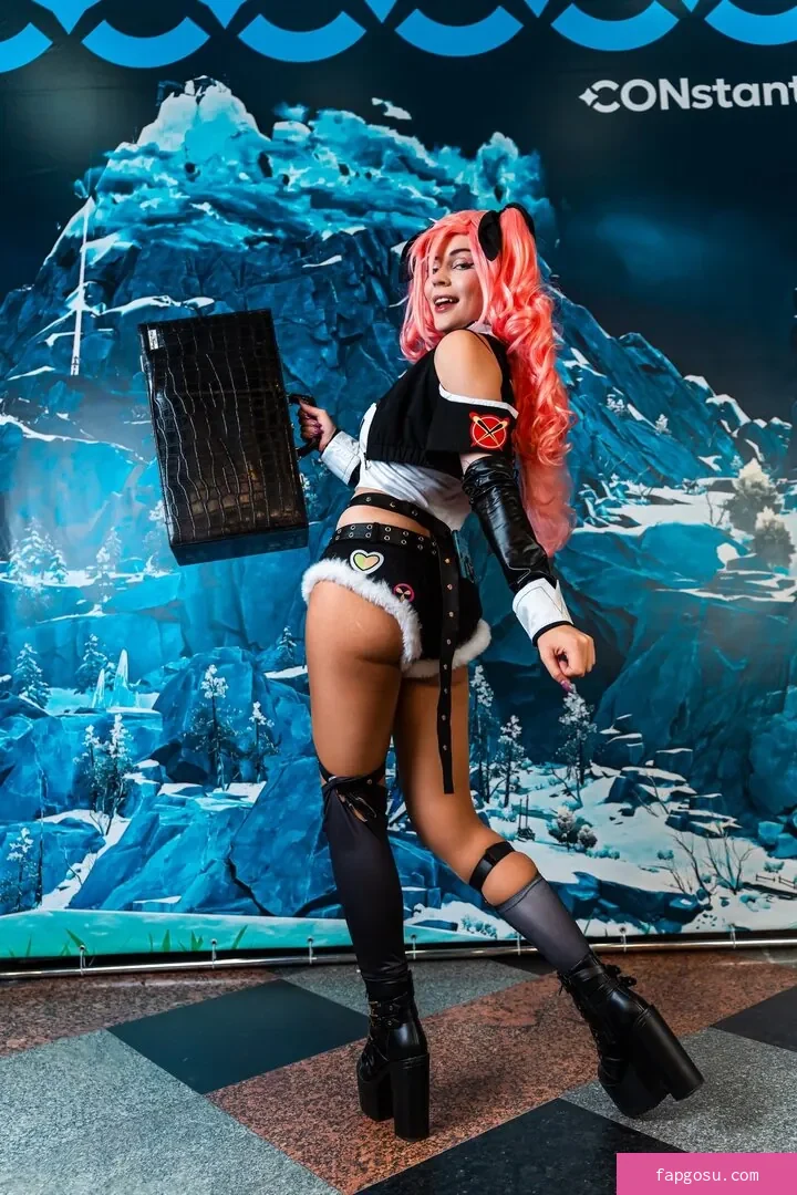 Anya Ichios