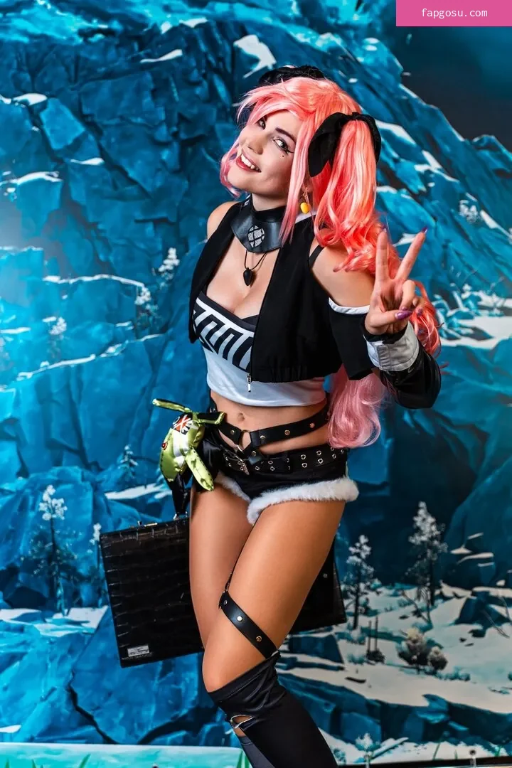 Anya Ichios