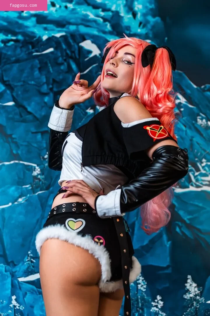 Anya Ichios