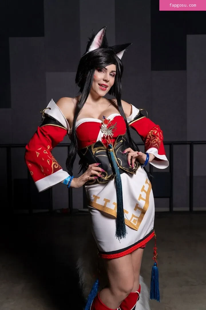 Anya Ichios