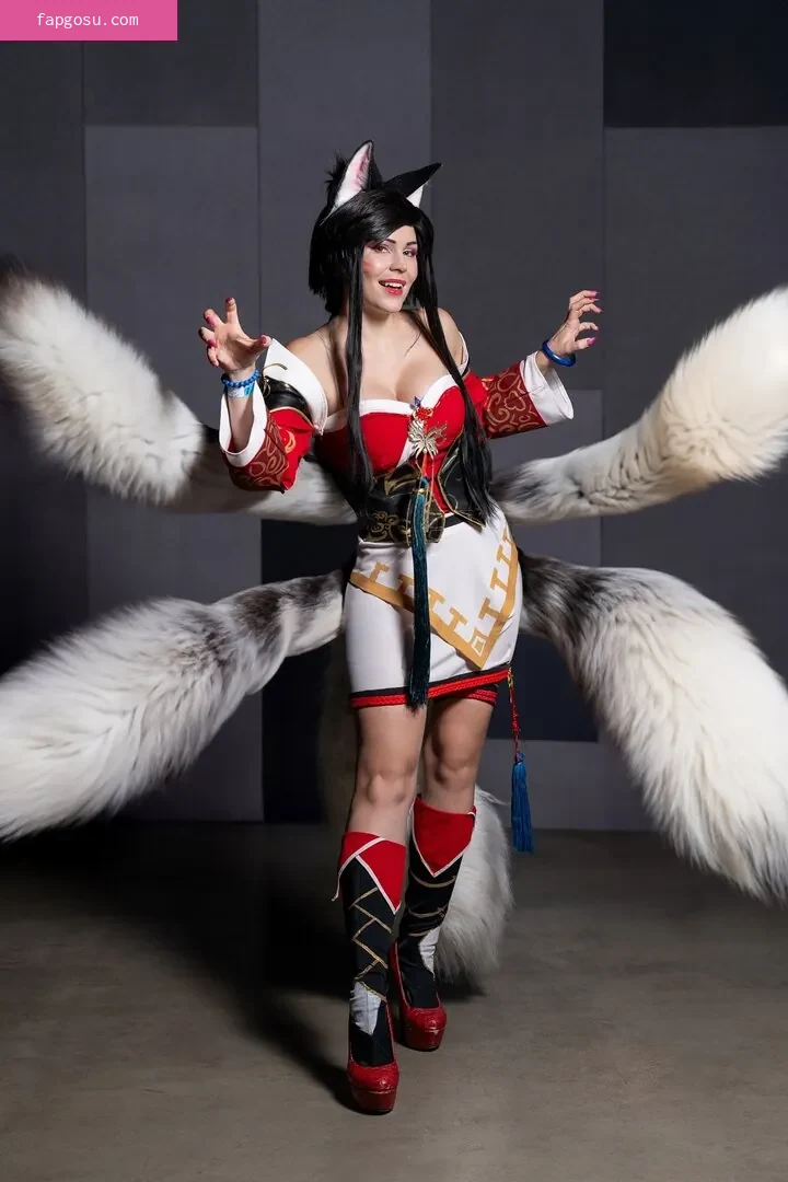 Anya Ichios