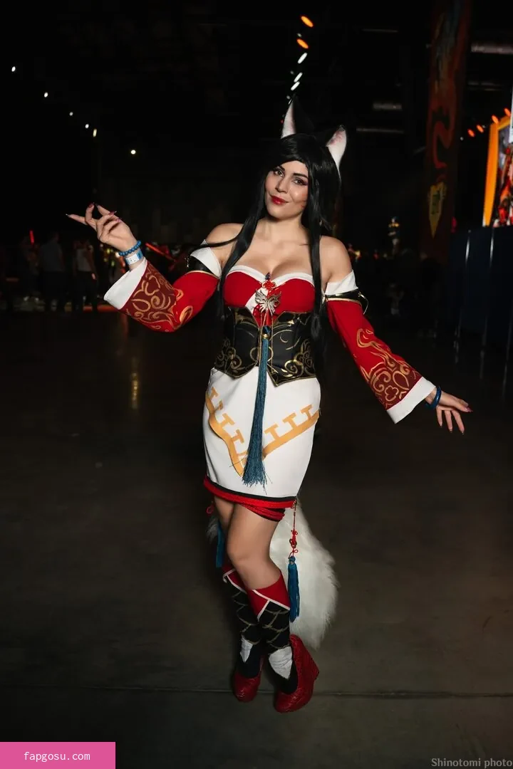 Anya Ichios