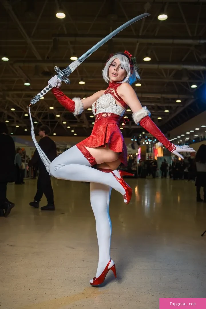 Anya Ichios