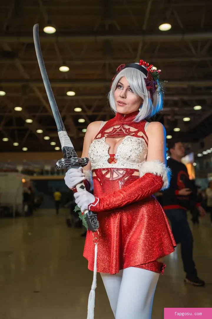 Anya Ichios
