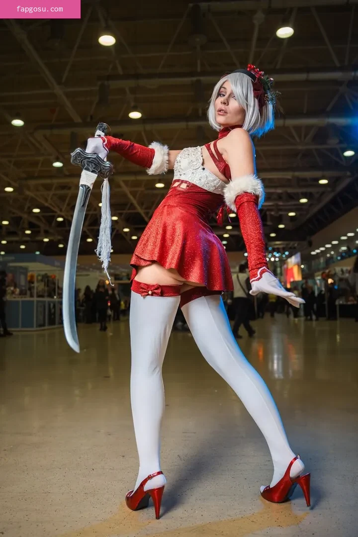 Anya Ichios