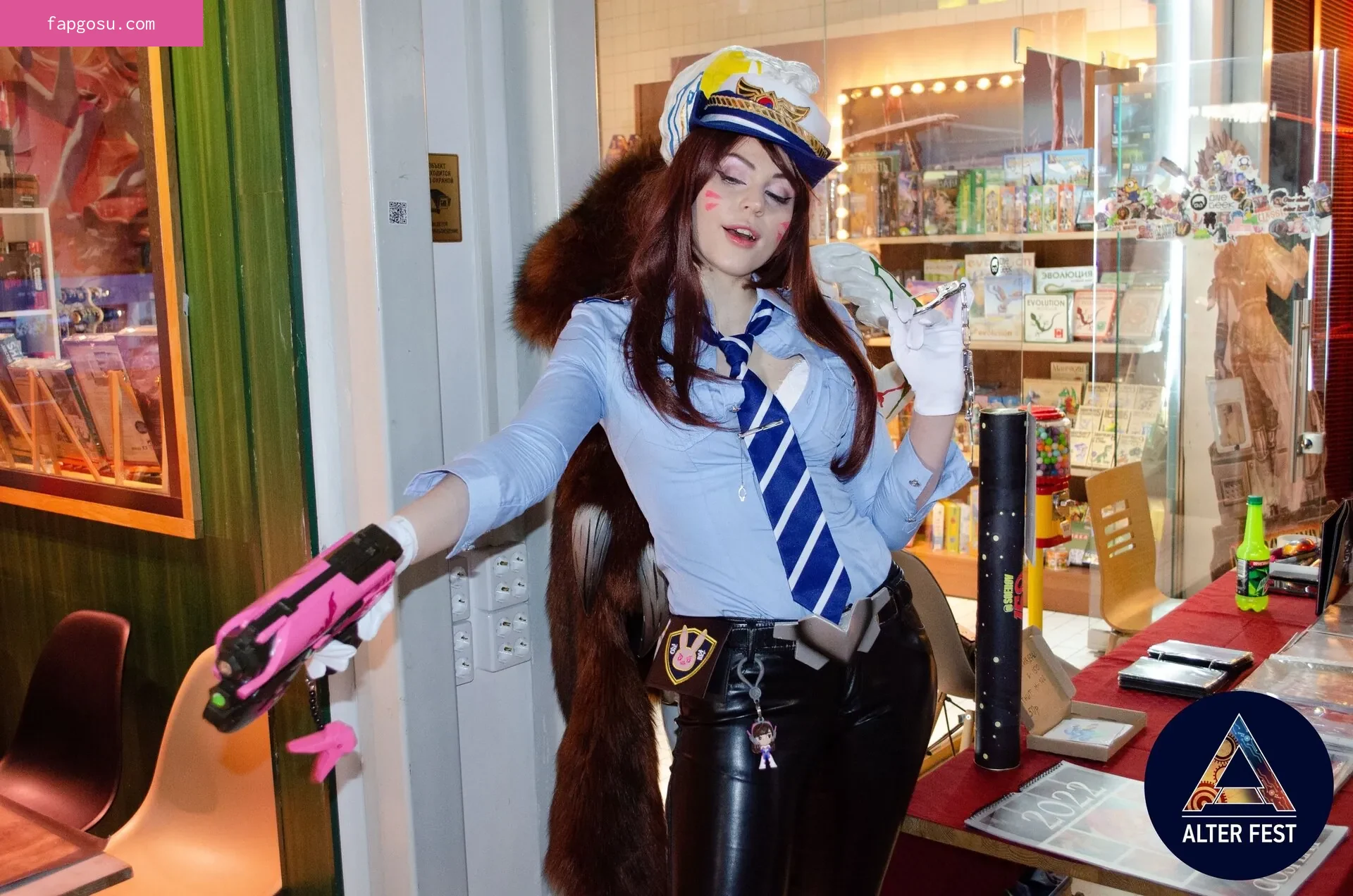 Anya Ichios