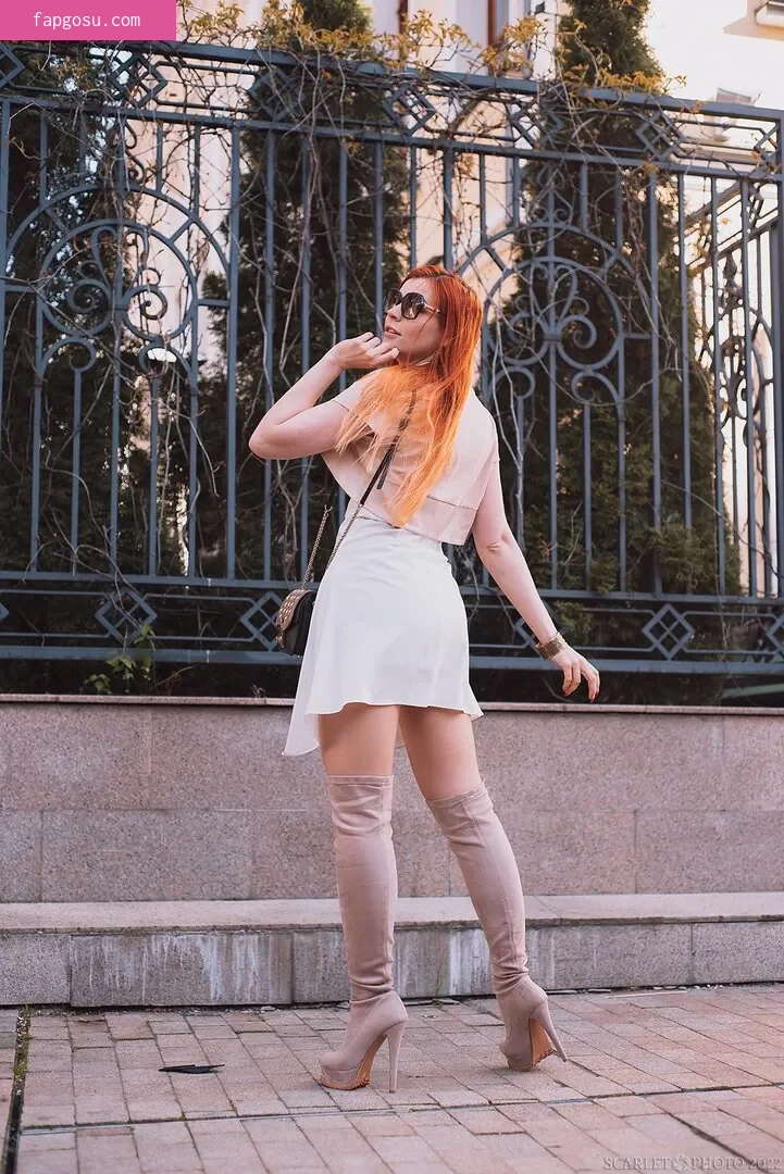 Anya Ichios