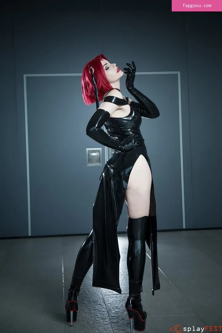 Anya Ichios