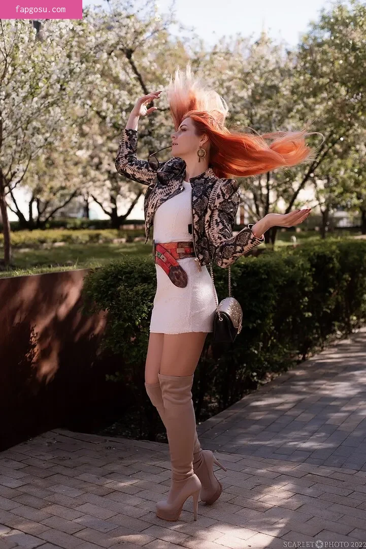 Anya Ichios