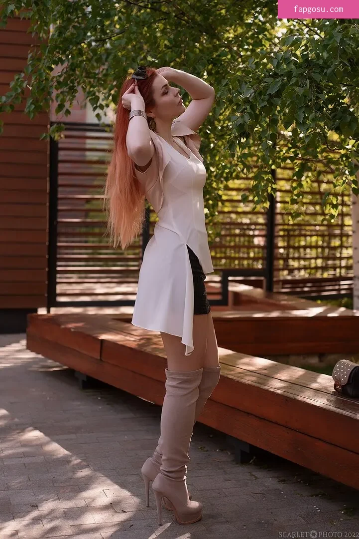 Anya Ichios