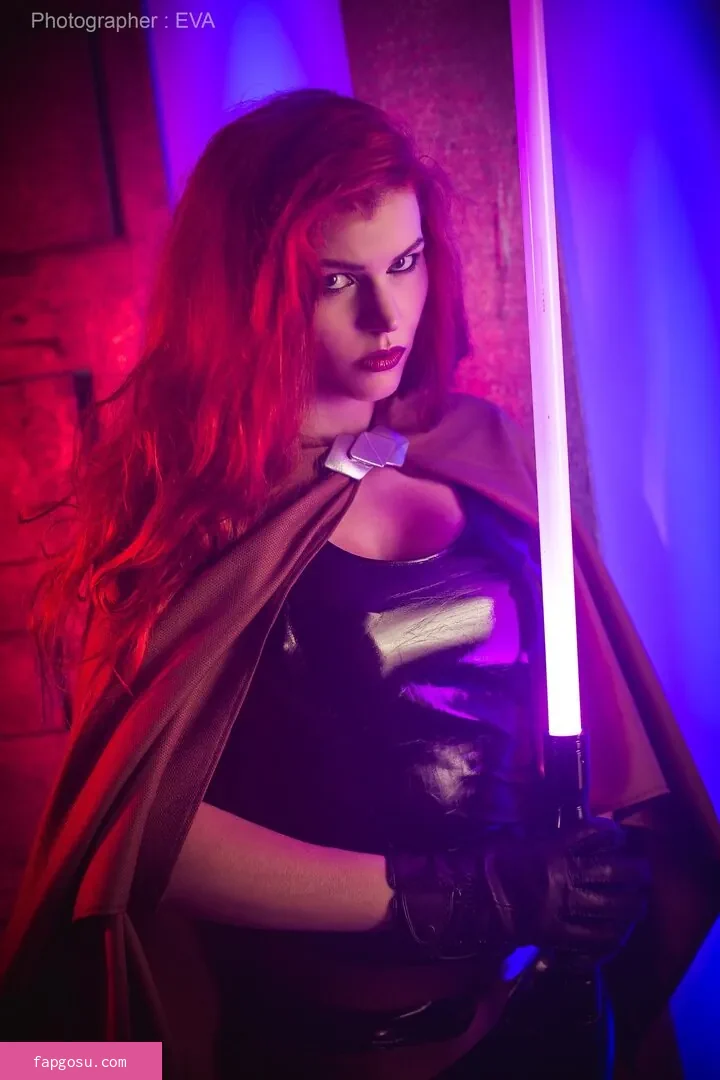 Anya Ichios