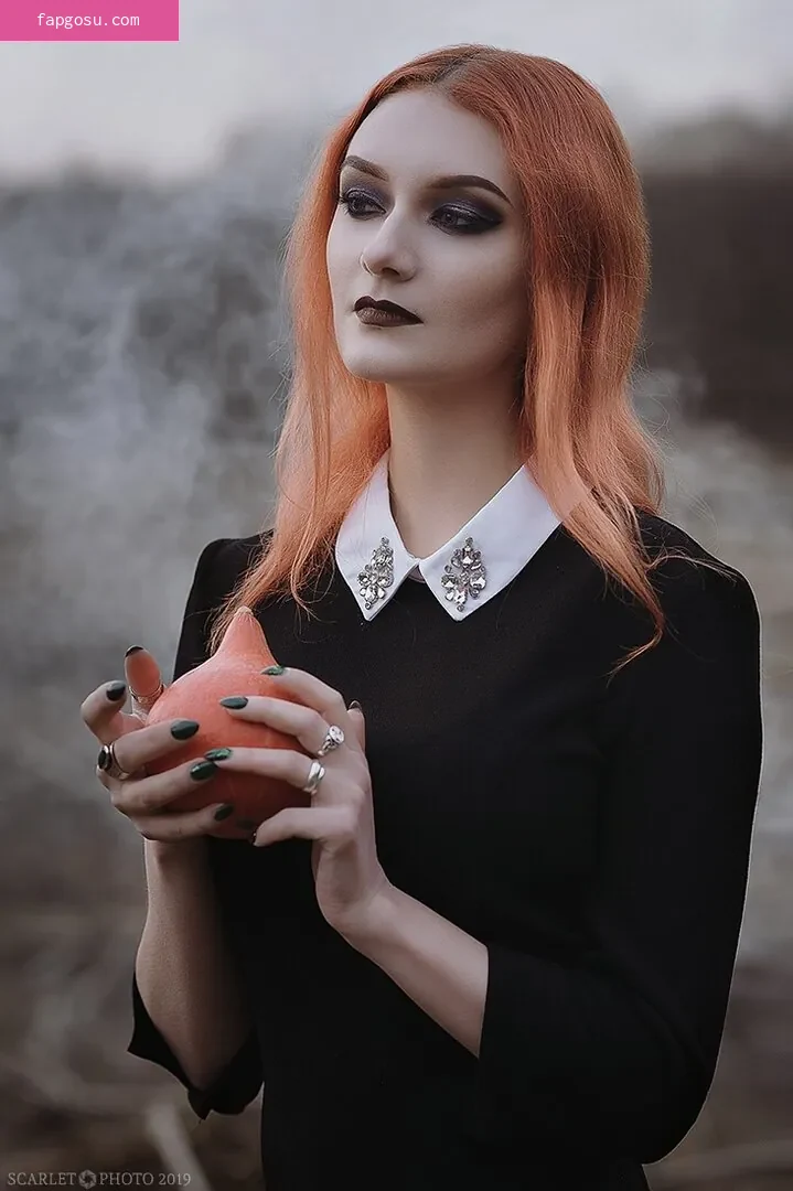 Anya Ichios
