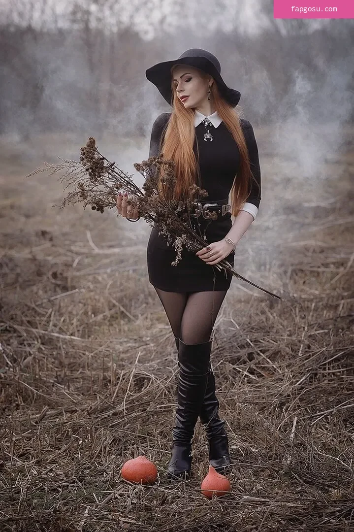 Anya Ichios