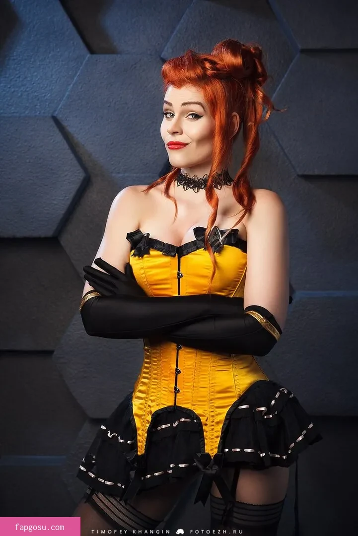Anya Ichios