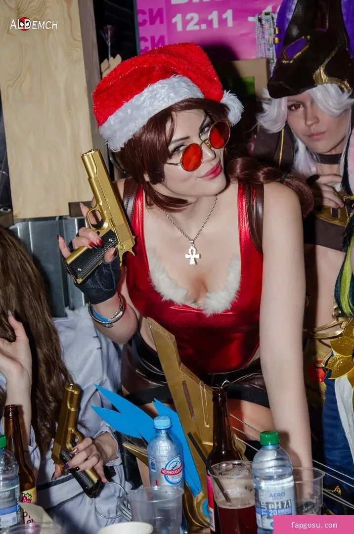 Anya Ichios