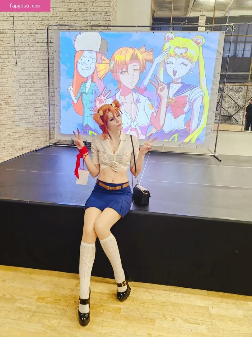 Anya Ichios