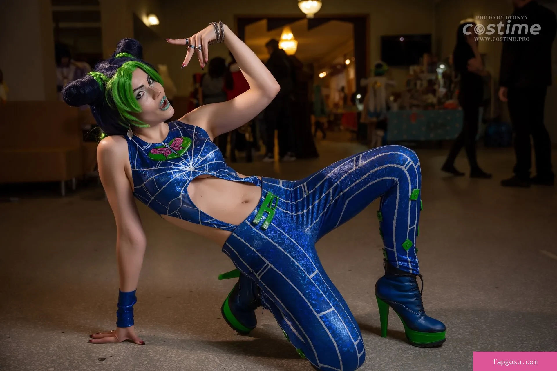 Anya Ichios
