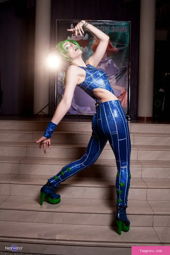 Anya Ichios