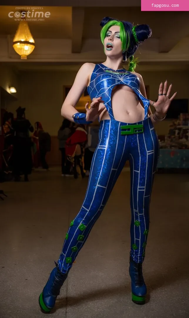Anya Ichios