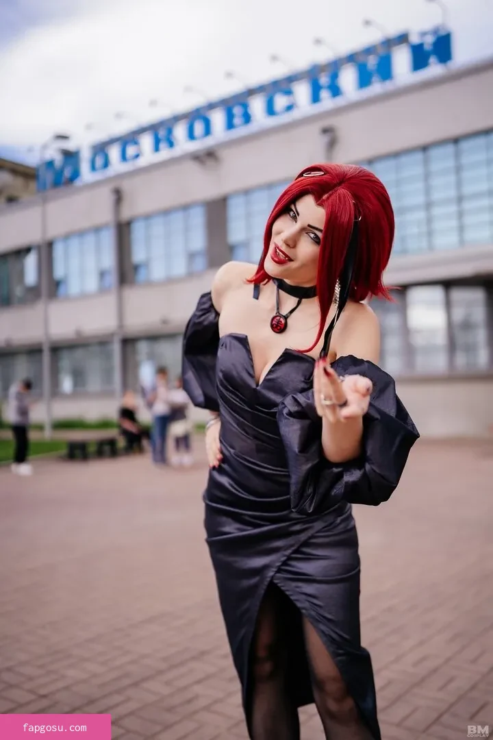 Anya Ichios