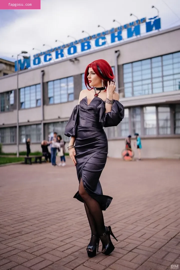 Anya Ichios