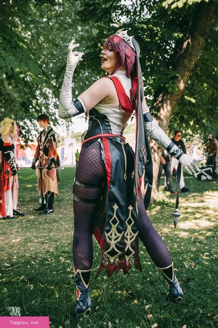 Anya Ichios